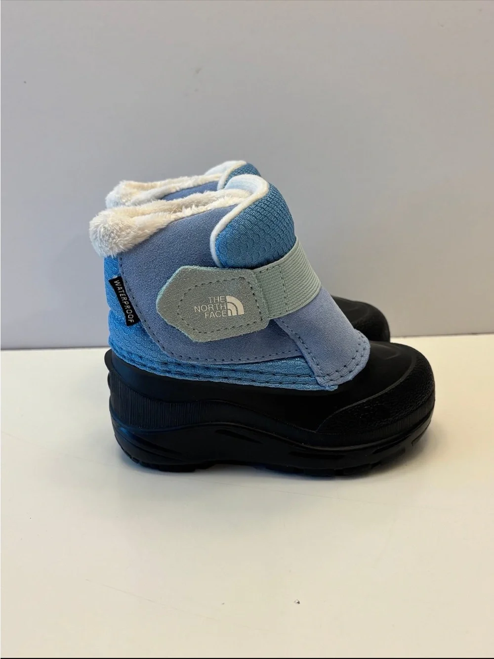 THE NORTH FACE Kids' Alpenglow II Insulated Snow Boot Waterproof